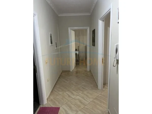Shitet, Apartament 2+1+2, Unaza e Re, Tiranë UNA38920