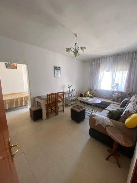 Shitet, Apartament 2+1+2, Prane spitalit Rajonal, Durres