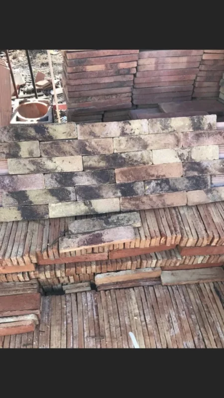 Tulla shamat zjarrduruese te reja dhe te perdorura, ne ngjyra forma dhe permasa te ndryshme sipas kerkeses tuaj, pllaka  balte veshjeje ambjentesh te ndryshme, llac shamat zjarrdurues, pluhur mermeri, aksesor te ndryshem, etj🤲🤲🤲