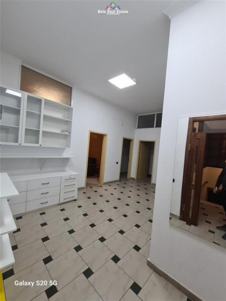 Jepet Me Qira Kati I 2 I Nje Vile 3+1 Ne Institut (ID BV22129) Tirane