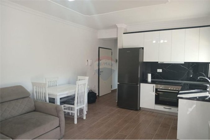 JEPET ME QIRA APARTAMENT 1+1 NE SELITE!