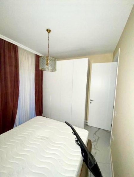 Apartament 1+1 me qira Rr. Hamdi Sina, Liqeni i Thate