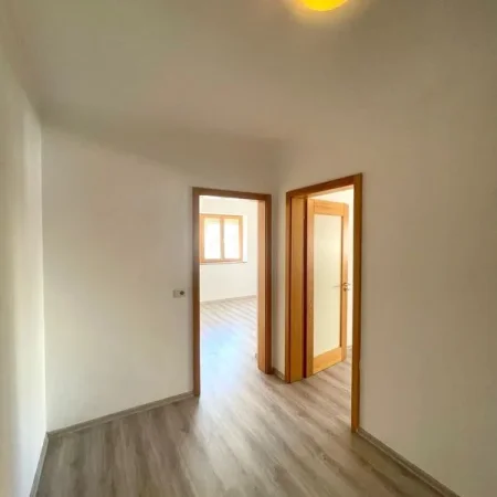 Apartament ne shitje!