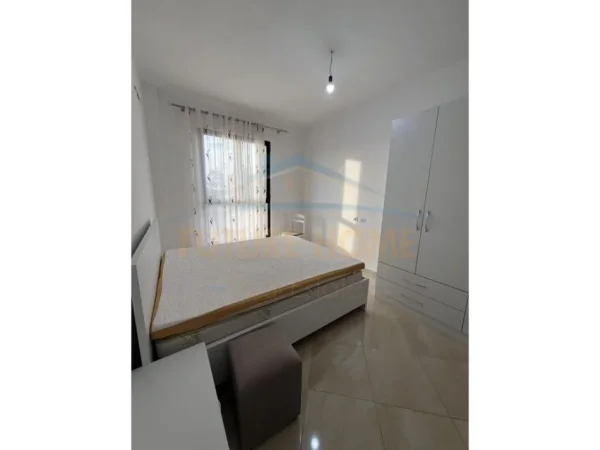 Qera , Apartament 2+1+2 , Dogana , Tirane