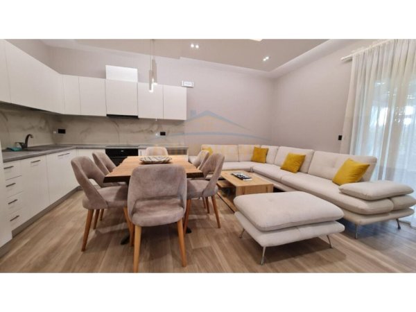 Qera ,Apartament 2+1+ P TEG