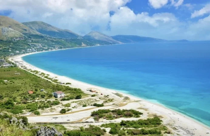 SUPER HOTEL ME PAMJE NGA DETI PER SHITJE NE AKSIN HIMARE-SARANDE 🌊