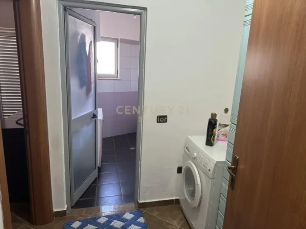 Shitet apartament 1+1+ Verande prane 2 Palmave, Astir -97.0000 Euro!!