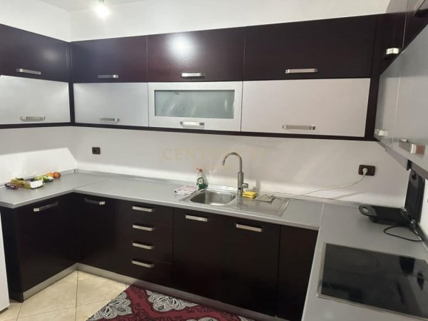 Shitet apartament 1+1+ Verande prane 2 Palmave, Astir -97.0000 Euro!!