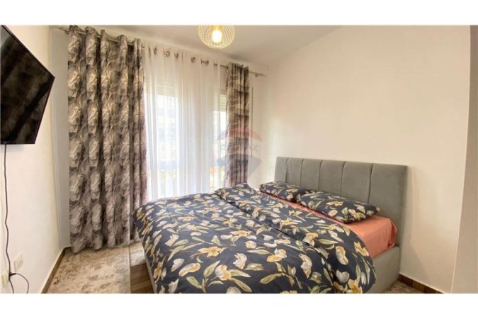 Apartament - Me Qira - Ali Demi, Shqipëri
Apartament 2+1 per qira tek Kompleksi Mangalem!