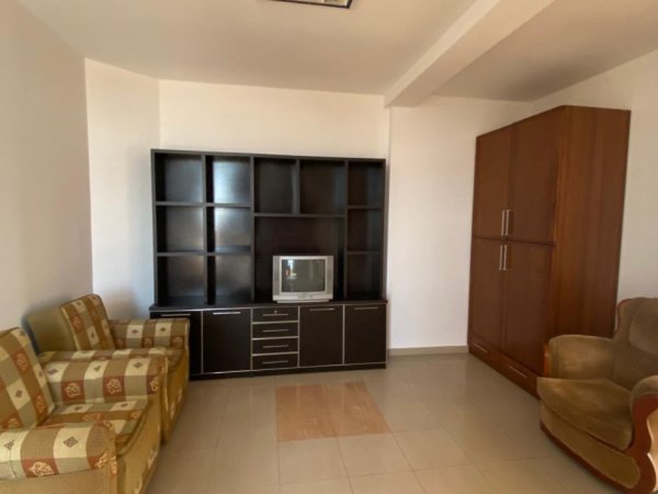 Qera, Apartament 2+1+2, Zogu i Zi, Tiranë