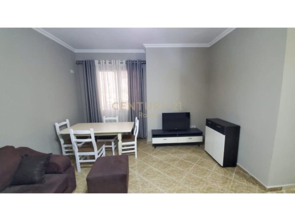 SHESIM APARTAMENT 2+1 NE BULEVARDIN E RI, NE YZBERISHT  royal89703