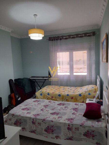 SHITET APARTAMENT 2+1+BLK TE MBIKALIMI I KOMUNES SE PARISIT 215.000 EURO