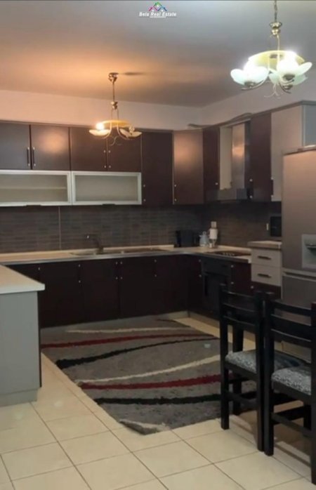 Apartament Me Qera 2+1 Prane Komunes Se Parisit (ID B220740) Tirane