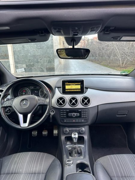 Mercedes Benz B Class 180 CDI Blue Efficiency