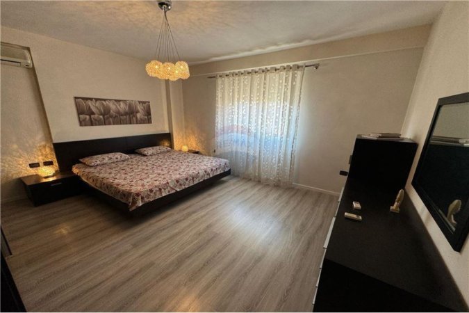 Apartament - Në Shitje - Don Bosko, Shqipëri
Shitet apartament 2+1 , ne Don Bosko!