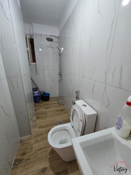 APARTAMENT 2+1  PER SHITJE NE XHAMLLIK