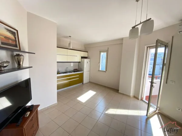 APARTAMENT 2+1+2 NE SHITJE TEK ISH PARKU.