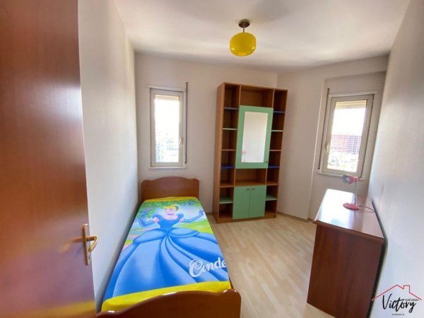 APARTAMENT 2+1+2 NE SHITJE TEK ISH PARKU.