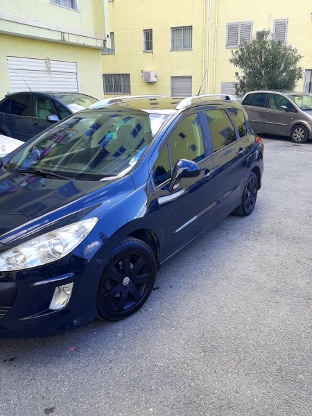 Tirane, shes makine Peugeot Viti 2009, 1,6 Nafte