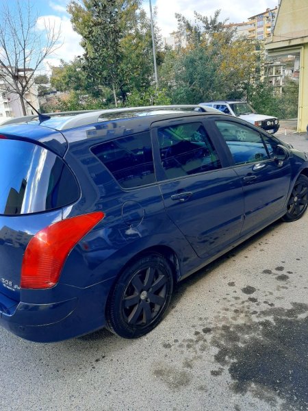 Tirane, shes makine Peugeot Viti 2009, 1,6 Nafte