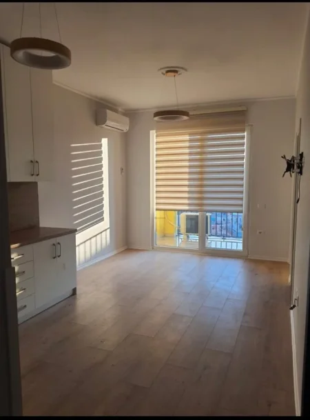 Jepet me qira apartament 2+1+1+bllk, Yzberisht