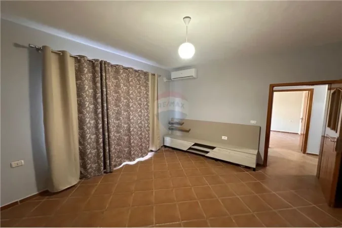 Apartament 2+1 me qira per 45'000ALL/muaj!