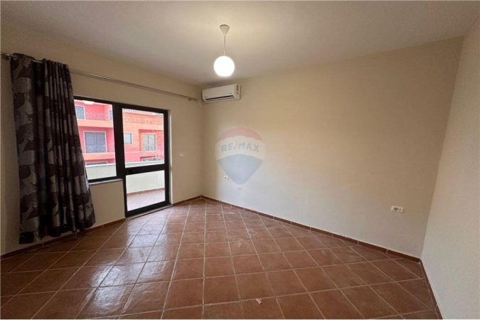 Apartament 2+1 me qira per 45'000ALL/muaj!