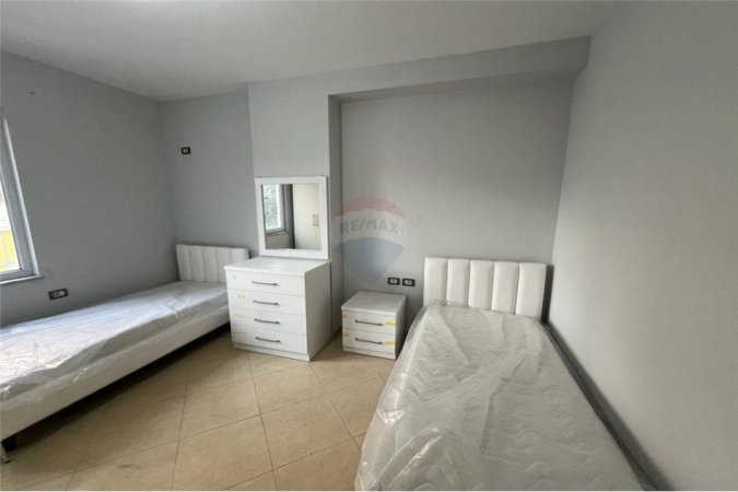 Jepet me qira Apartament 2+1+2, Astir