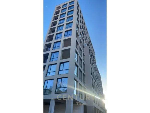 Apartament 1+1 me qera në një pallat të ri te Selvia.