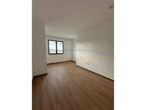 Qera , Apartament 2+1 , Bllok , Tirane