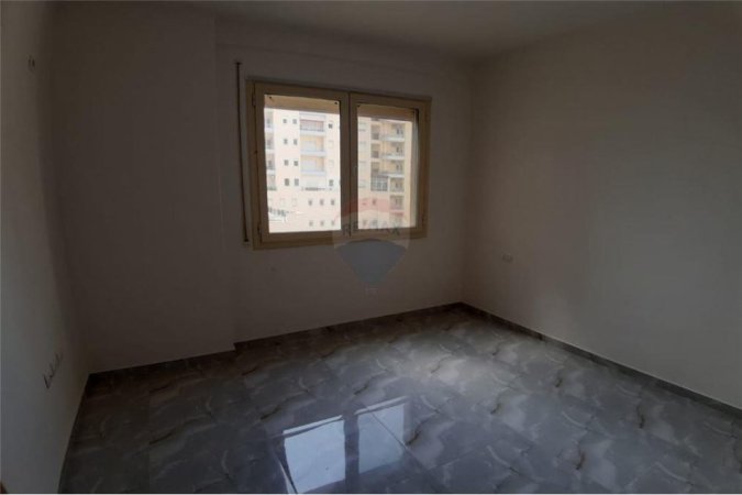 Apartament 2+1 ne shitje ne Lungo Mare, Vlore