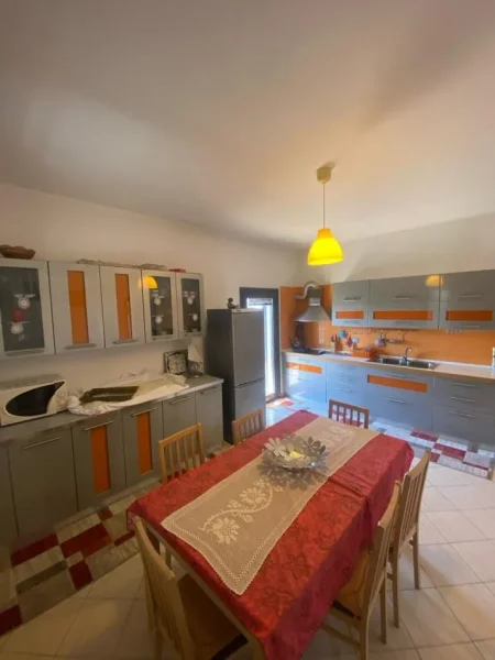 Vile ne Shitje, Durres