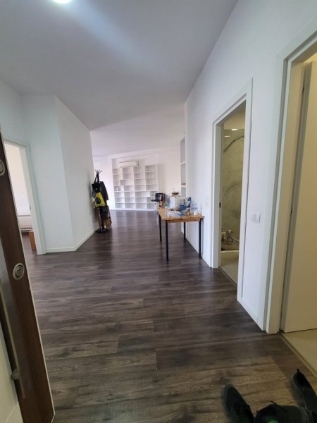 Qera, Apartament 3+1+2+Post Parkimi, Ish Fusha e Aviacionit, Tiranë
