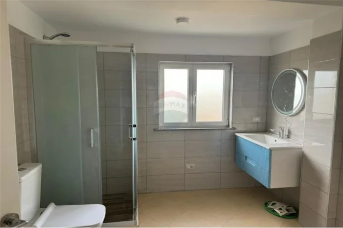 Apartament - Me Qira - Qyteti Studenti - Vilat Amerikane, Shqipëri
Apartament 2+1 me qira prane Kolegji Wisdom!