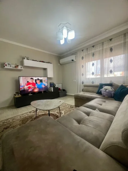 Apartament ne shitje!