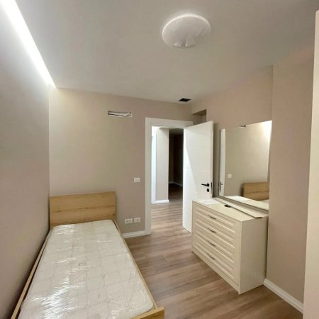 Apartament ne shitje!