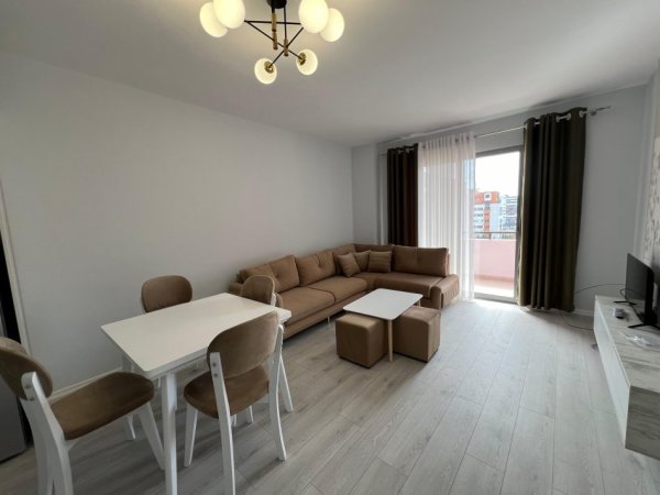 Qera, Apartament 2+1, Astir