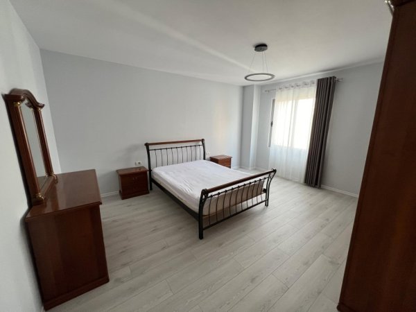 Qera, Apartament 2+1, Astir