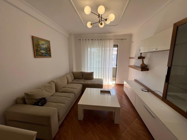 ULET CMIMI!!!Qera, Apartament 2+1, Astir