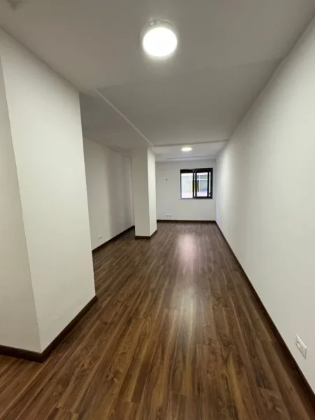 !!Shesim 2+1+bllk, 77m2, 159'000 Euro. Rr. Myslym Shyri!!