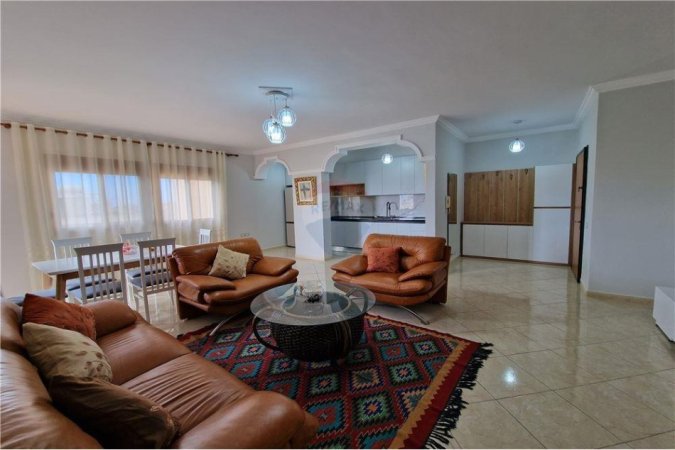 Apartament 2+1 me qera mbi Pasticeri Arjoli,Vlore