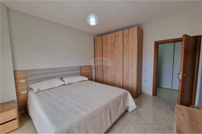 Apartament 2+1 me qera mbi Pasticeri Arjoli,Vlore