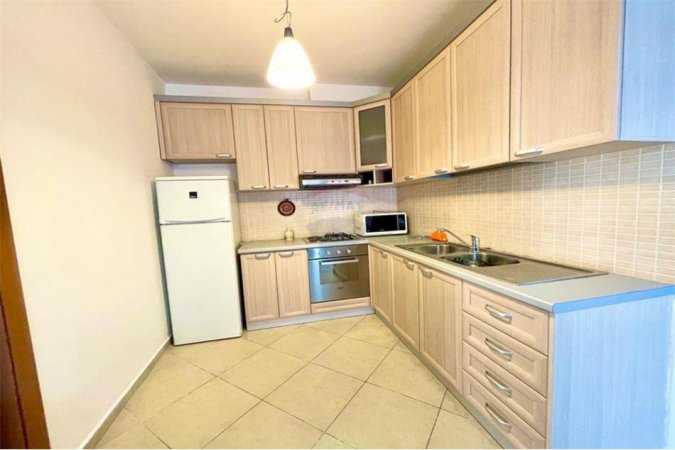 Apartament - Me Qira - Kompleksi Delijorgji, Shqipëri
APARTAMENT ME QIRA + POST PARKIMI