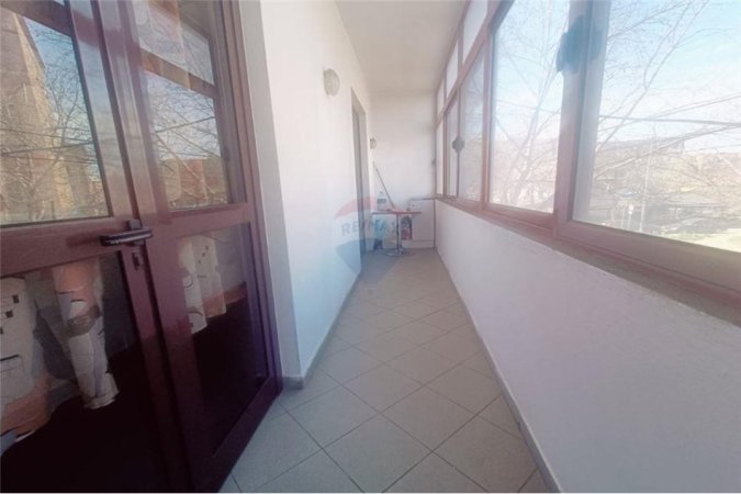 Jepet me qira apartament 3+1+2 ,ne Porcelan 50.000all