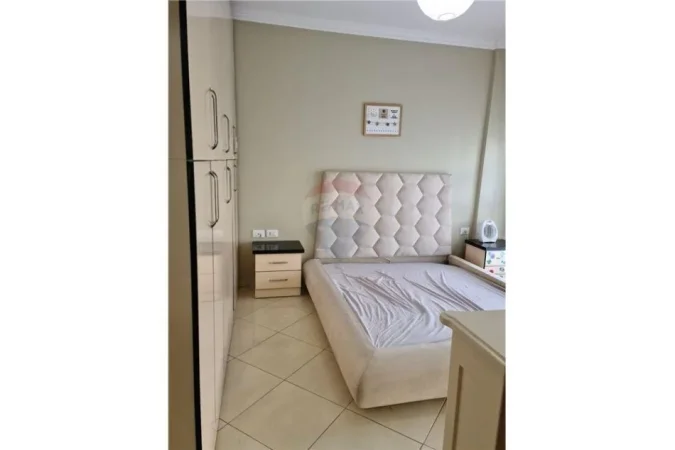 Apartament 1+1 me qera prane Kompleksit Delijorgji 480e