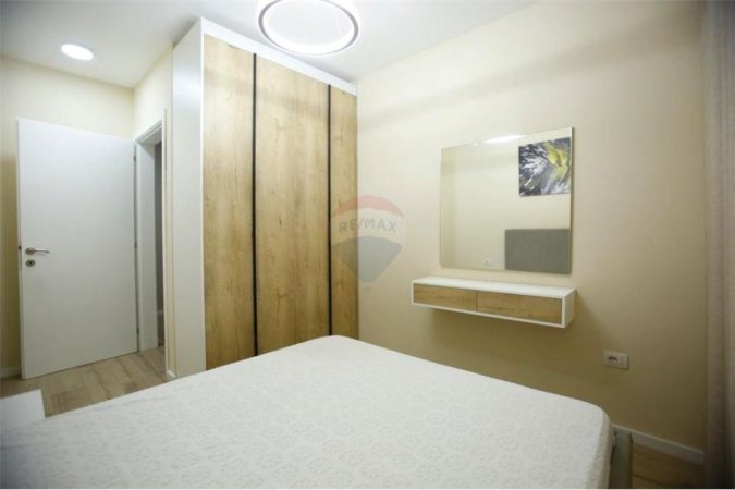 Apartament - Me Qira - Komuna e Parisit, Shqipëri
Apartament me Qira tek Komuna e Parisit