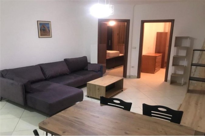 Apartament 2+1 me qira ne Yzberisht!