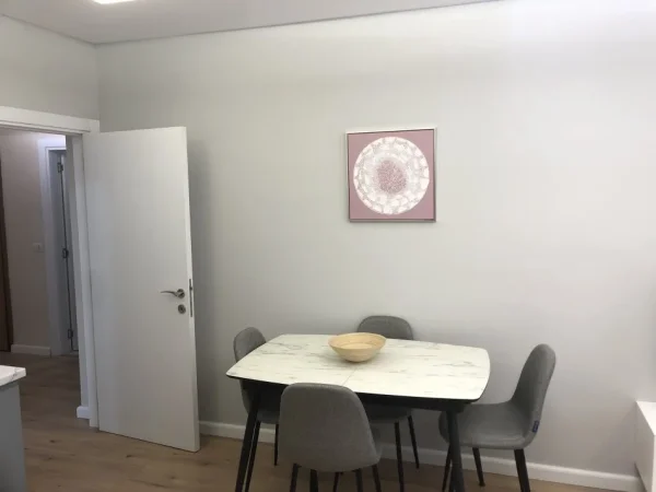 Tirane, Apartament per#Shitje (Qendra Kristal)