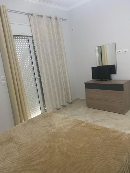 APARTAMENT 1+1 ME QERA NE COLE