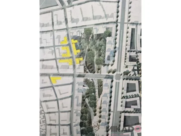 Shitet apartament 2+1+2+depo tek Bulevardi i Ri!